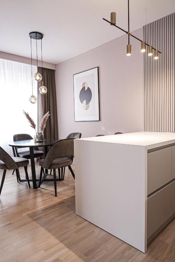 Zest Residence Kragujevac Extérieur photo
